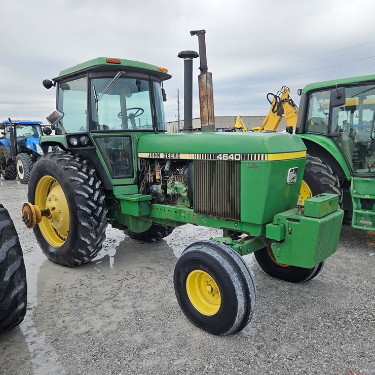 1982 JOHN DEERE 4640