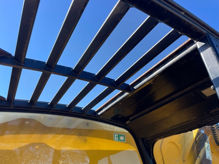 2017-jcb-507-42-image-38