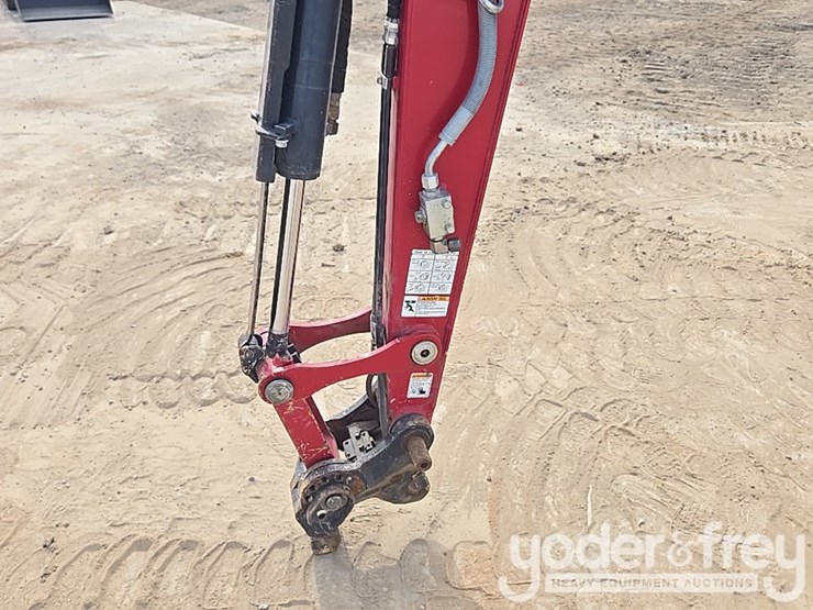 2022-yanmar-vio35-6a-image-25