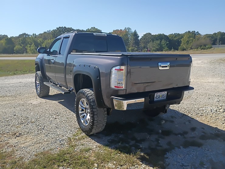 2010-chevrolet-silverado-1500-image-6