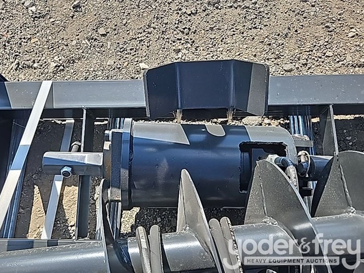 unused-jct-hydraulic-auger-drive,-bits,-qa-9",12",-18"-alloy-bits-to-suit-skidsteer-image-11