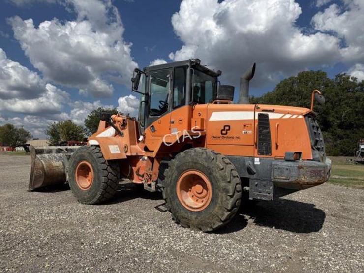 #220-•-doosan-wheel-loader-w/-bucket-image-8