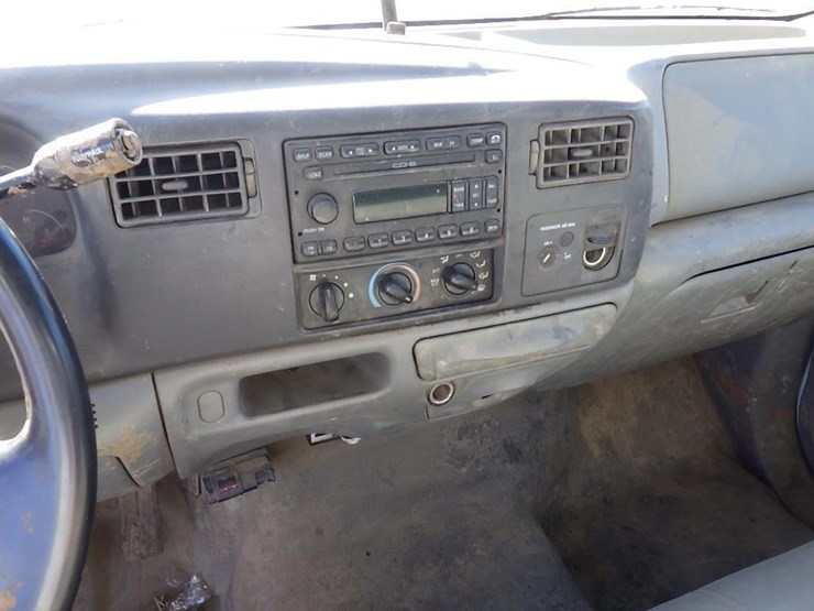 2003-ford-f450-image-23