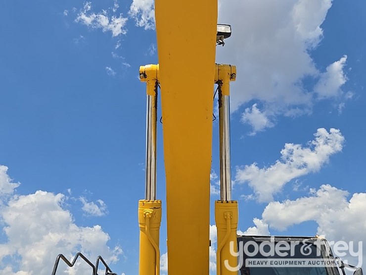 2022-komatsu-pc490-lc-11-image-23