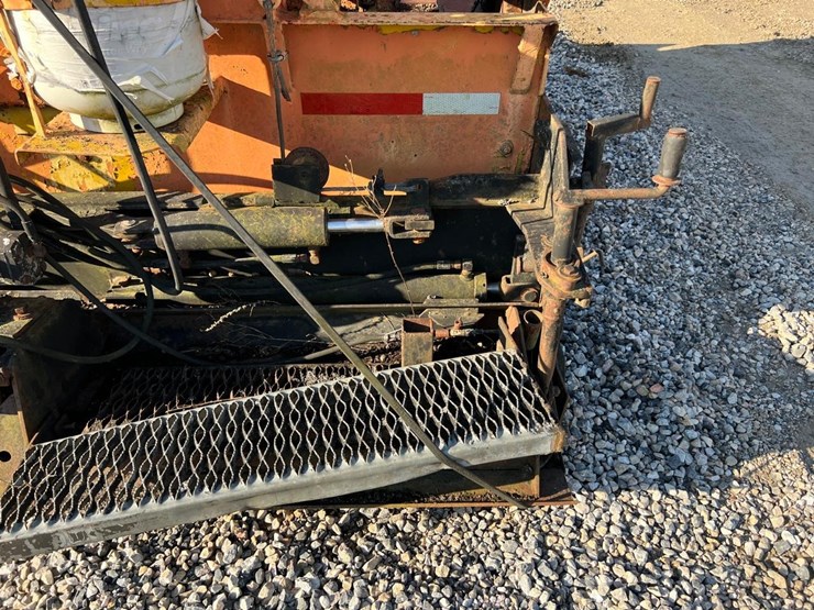 leeboy-8000t-paver-image-20