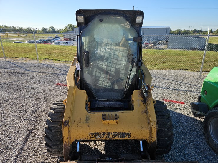 2008-caterpillar-256c-image-4