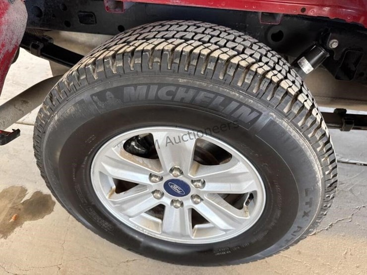 2018-ford-f150-image-8