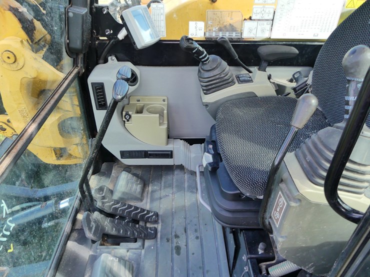 caterpillar-308e2-cr-image-13