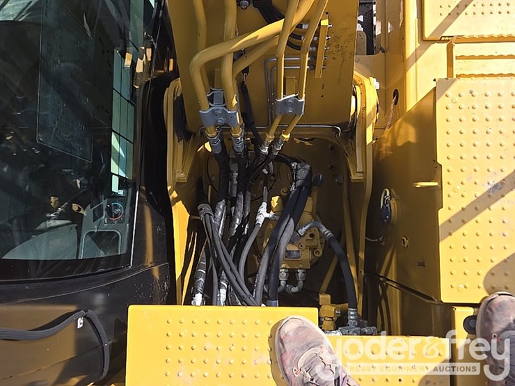 2019-caterpillar-313fl-image-42