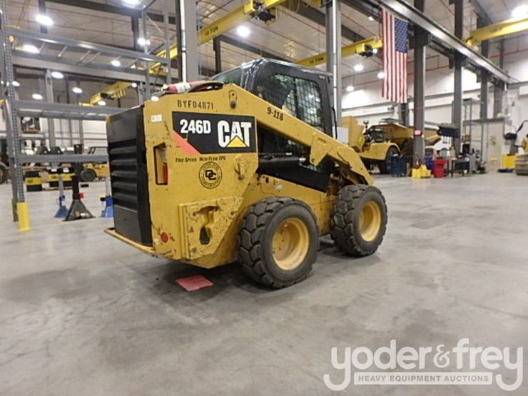 2019-caterpillar-246d-image-4