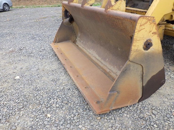 caterpillar-420d-image-27