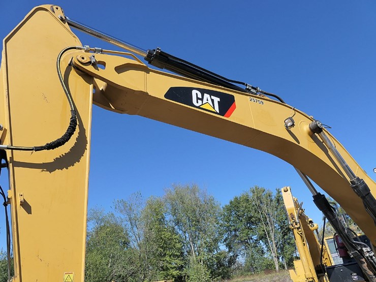 2013-caterpillar-336e-image-12