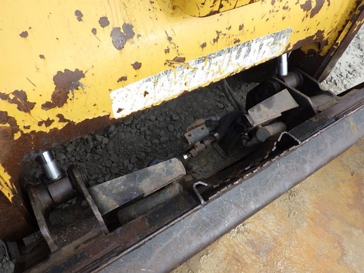 caterpillar-299c-image-11