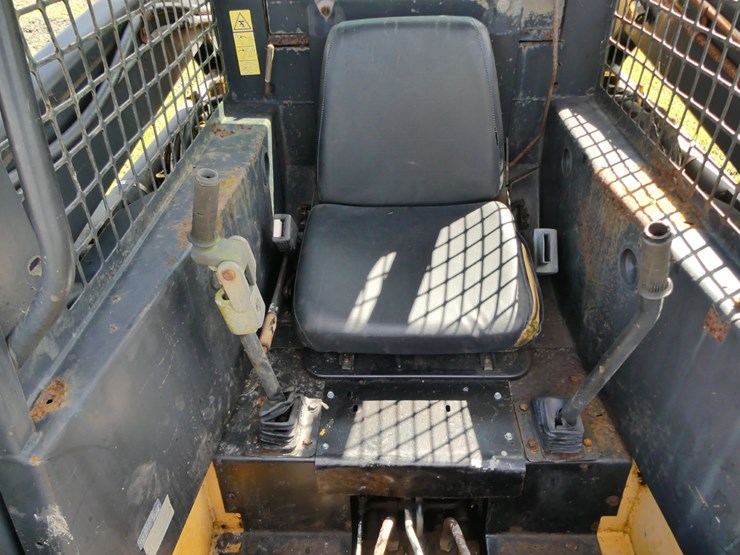 new-holland-lx665-image-9