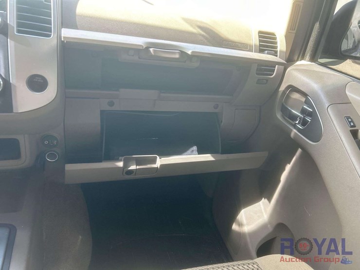 2017-nissan-frontier-image-26