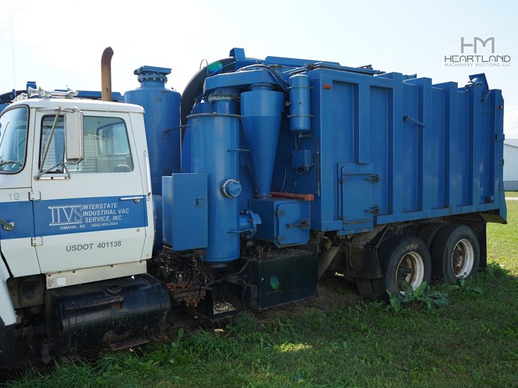 1987-ford-l9000-image-12