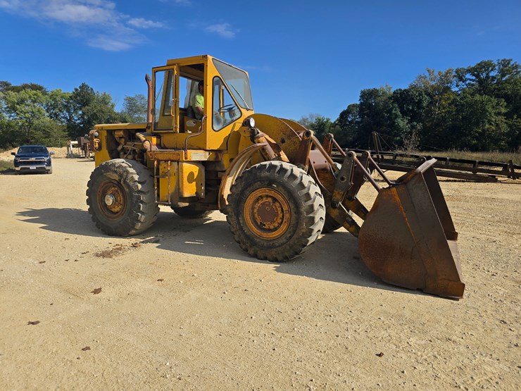 caterpillar-966b-image-33