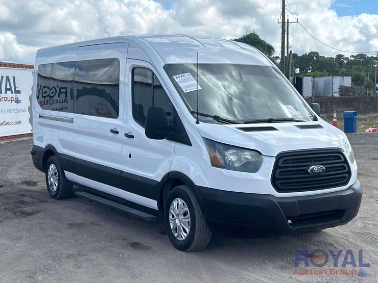 2016-ford-transit-image-2