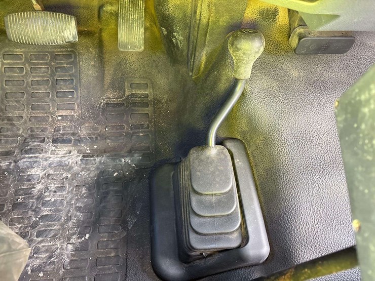 2012-ford-f550-image-13