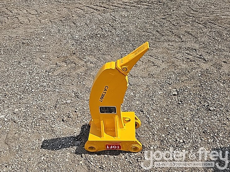 2025-caterpillar-305-image-6