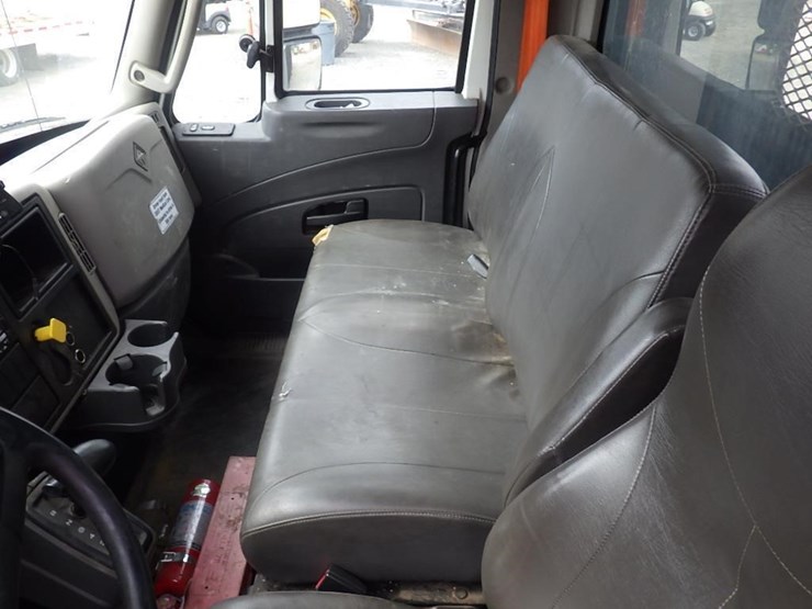 2015-international-durastar-4300-image-18