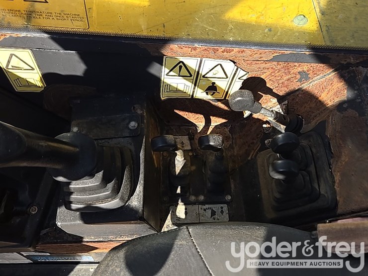 2016-jcb-510-56-image-48