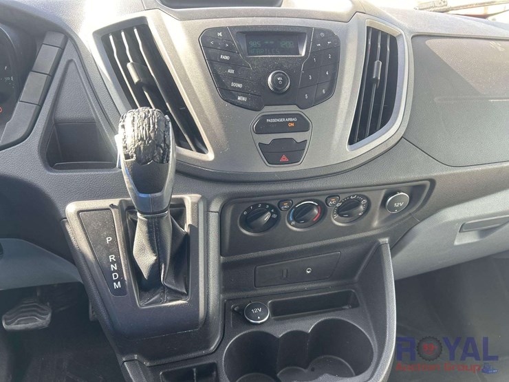 2016-ford-transit-image-14