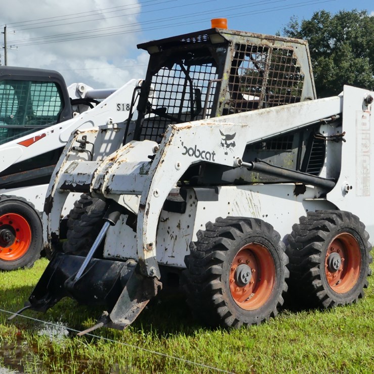 BOBCAT 853