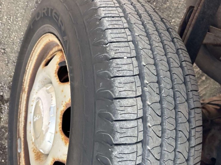 2017-ford-f150-image-21