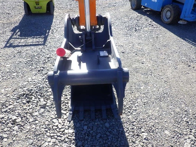 doosan-dx85r-3-image-11