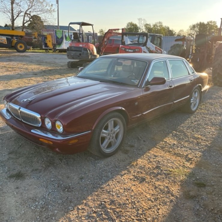 #30 • 1998 Jaguar XJR Coupe SAJPX1841WC829403 Inv # 29963