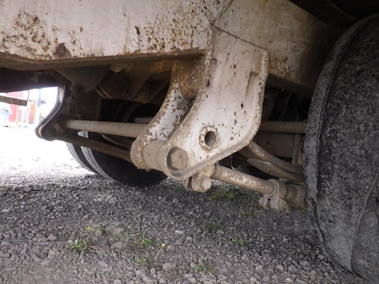 25'-t/a-equipment-trailer-image-13