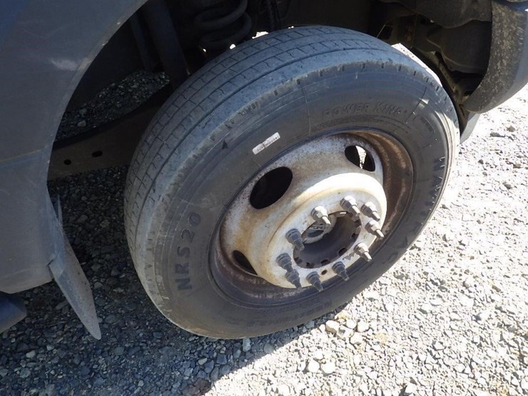 2018-ford-f550-image-33