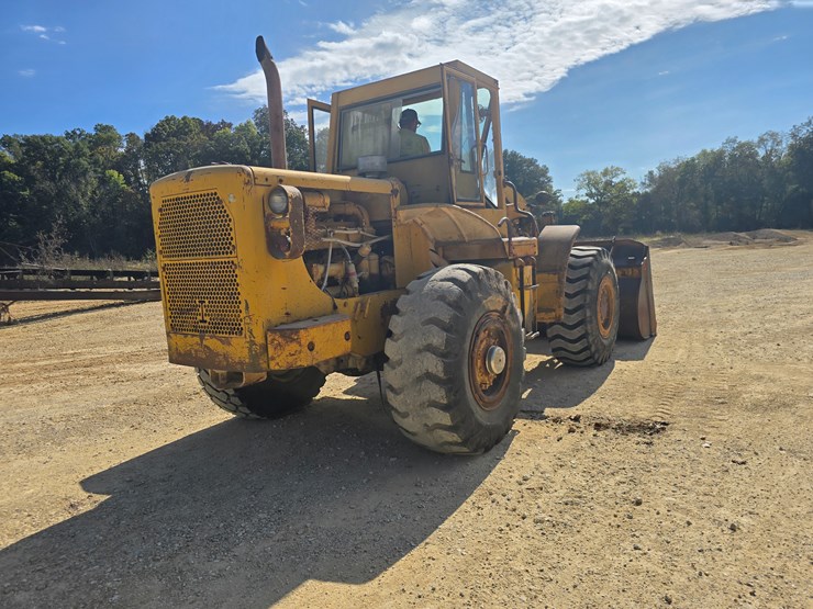 caterpillar-966b-image-23