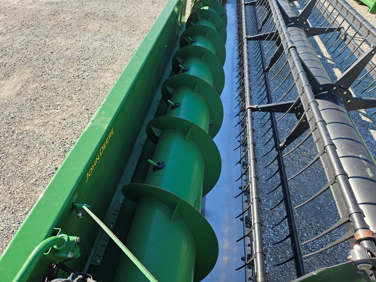 2010-john-deere-635f-image-10