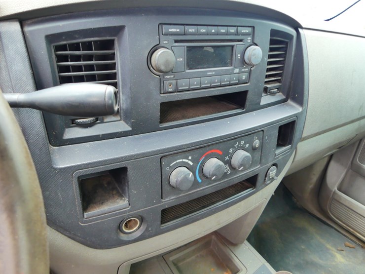 2007-dodge-ram-2500-image-14