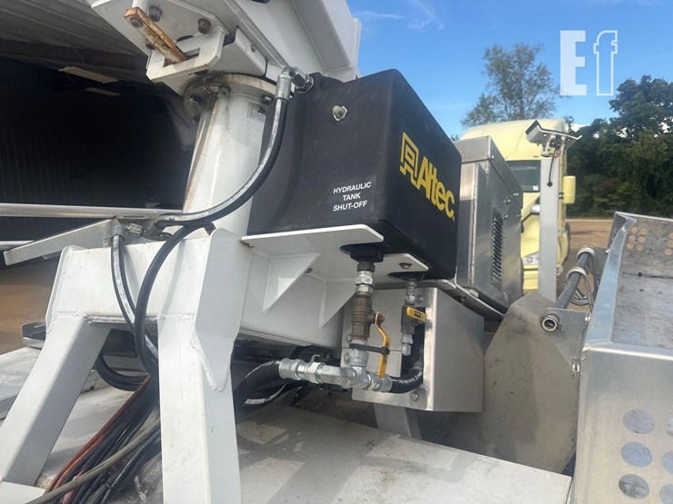 2020-altec-at200a-image-9