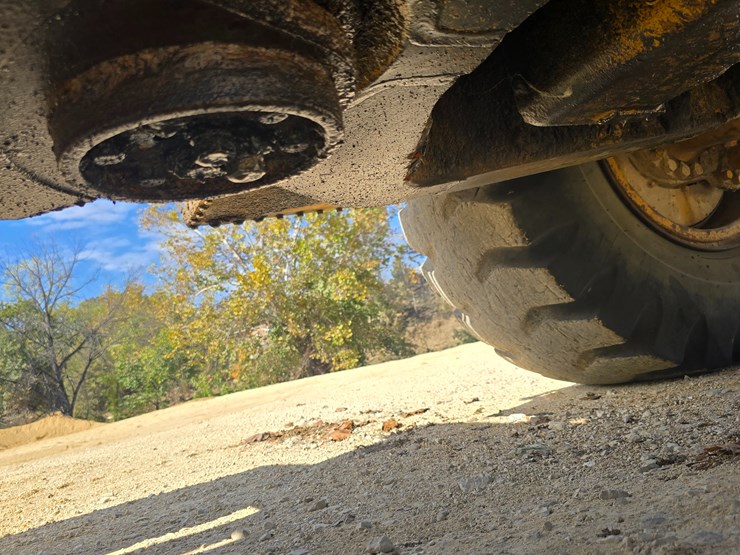 caterpillar-966b-image-63