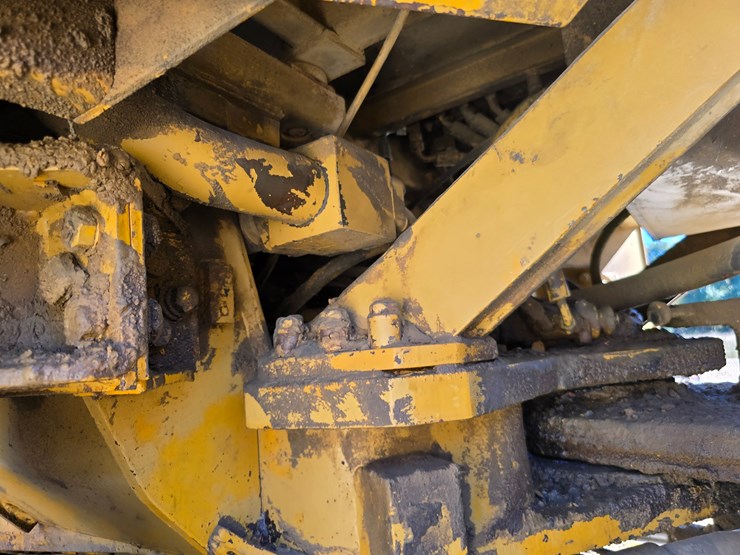caterpillar-988b-image-65