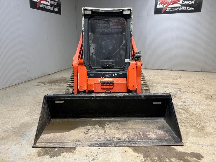 kubota-svl75-2-image-8