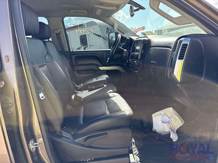 2015-chevrolet-silverado-3500-image-29