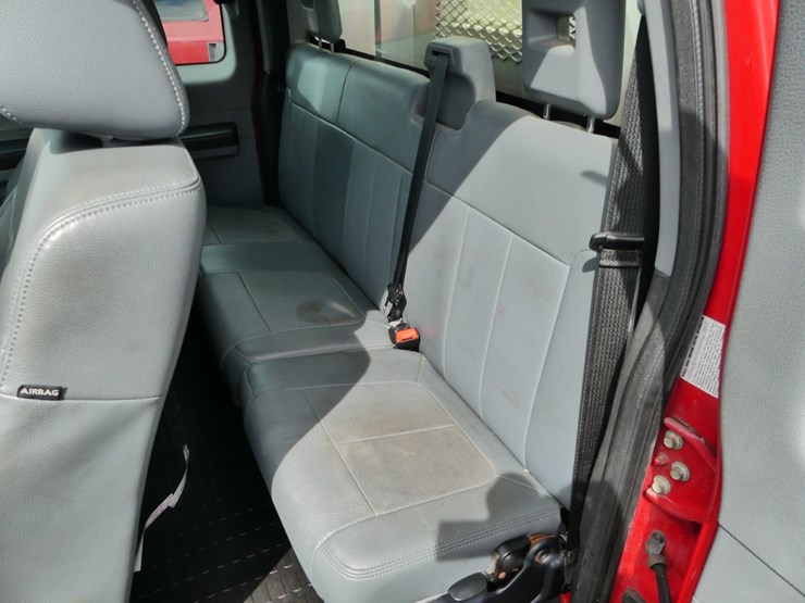 2014-ford-f350-xl-image-11