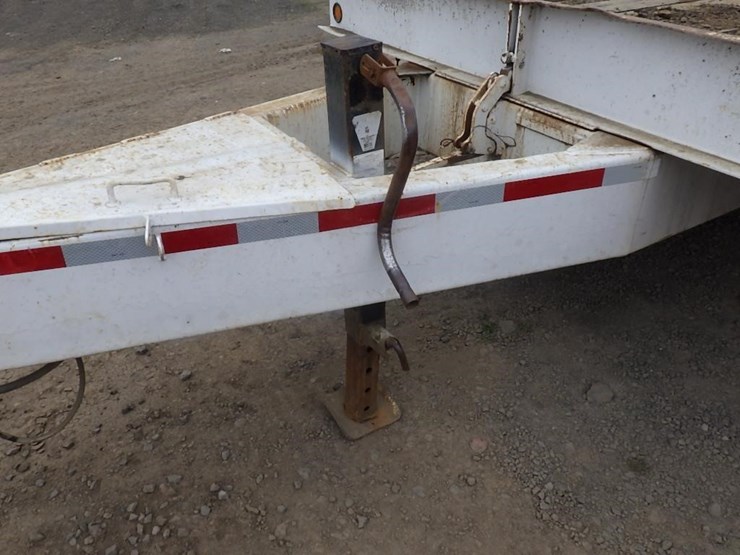 25'-t/a-equipment-trailer-image-9