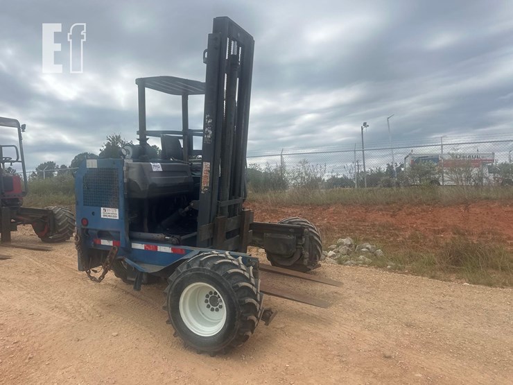 2006-moffett-m5500-image-1