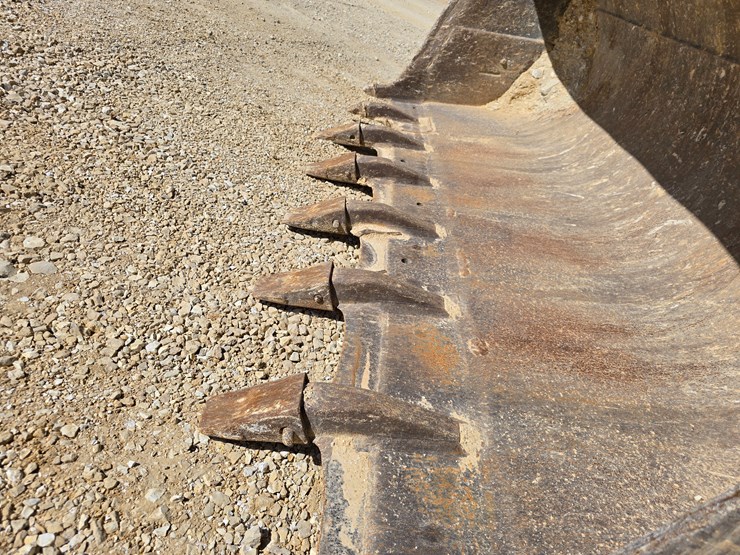 caterpillar-988b-image-45