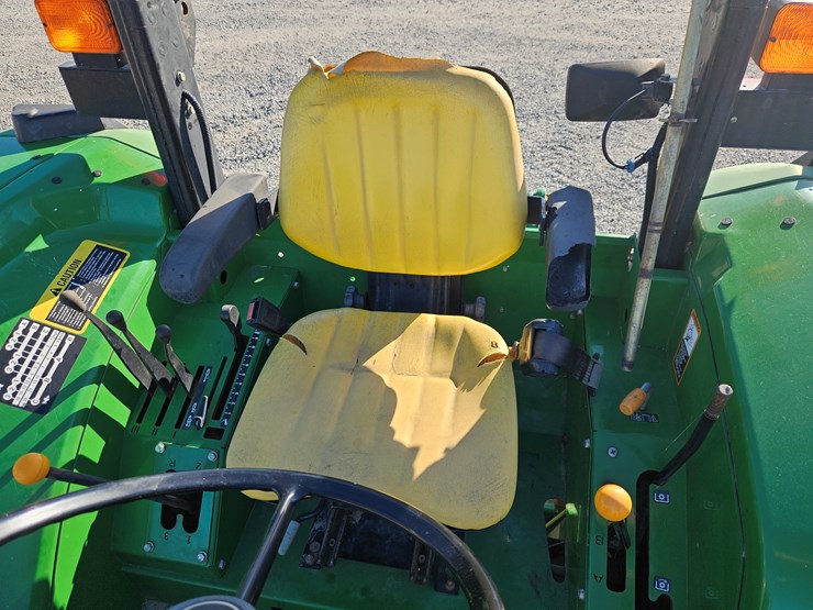 2003-john-deere-6403-image-9