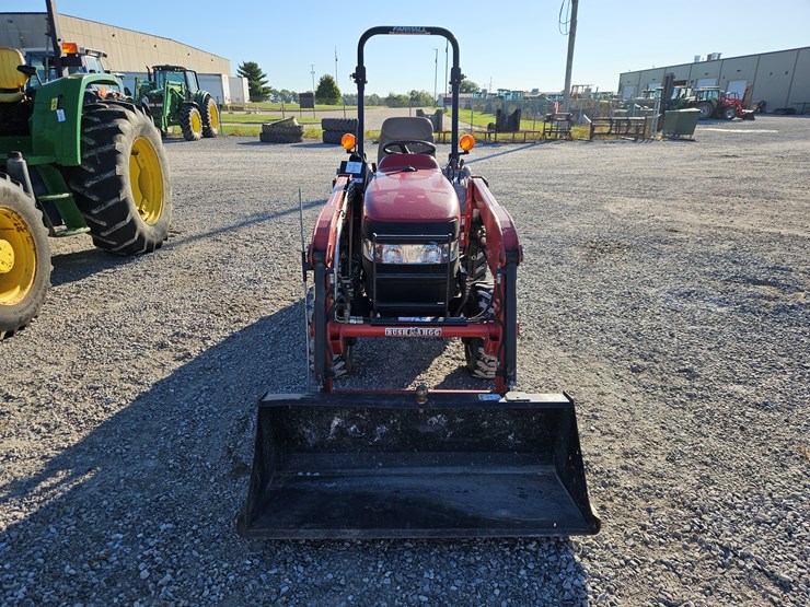 2005-case-ih-dx24-image-2
