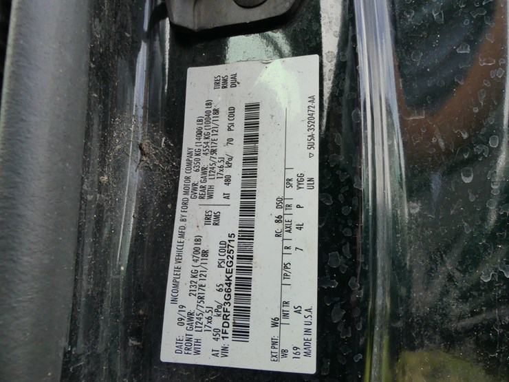 2019-ford-f350-xl-image-15