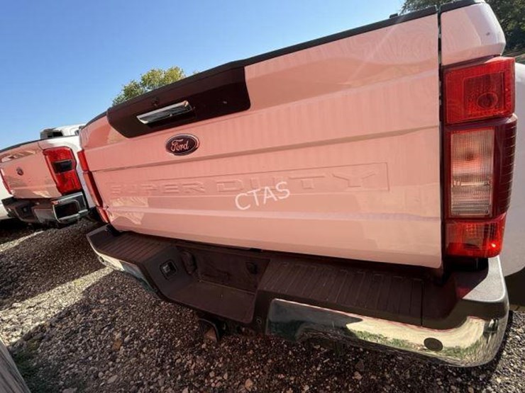 2022-ford-f450-image-9