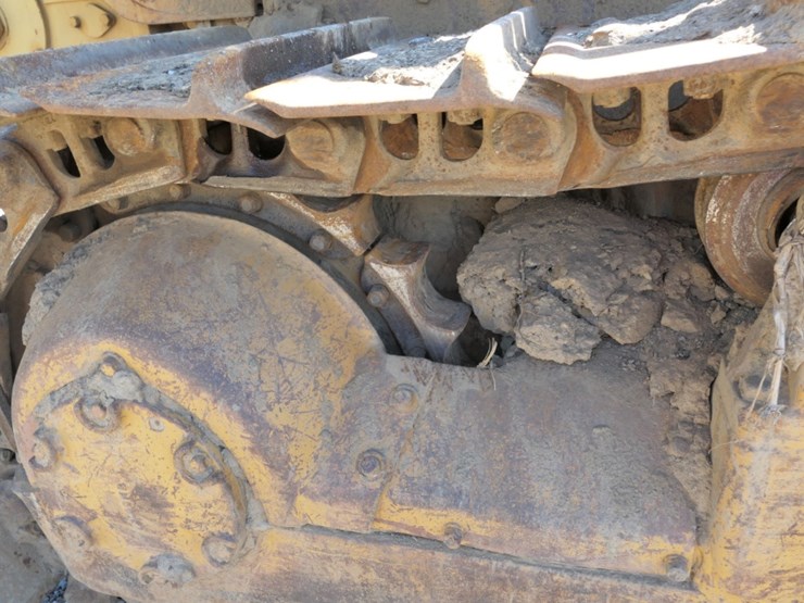 caterpillar-d6c-image-19
